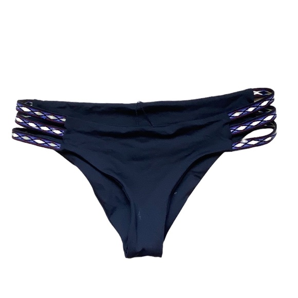LSpace Kennedy Bikini bottom in black - Picture 1 of 4